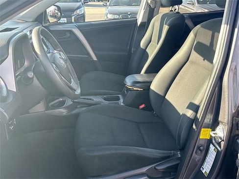 Used 2016 Toyota RAV4 LE image 16