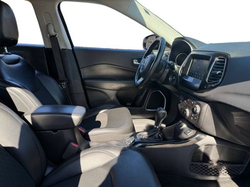 Used 2019 Jeep Compass Altitude image 13