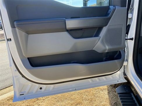 Used 2025 Ford F250 XLT image 17