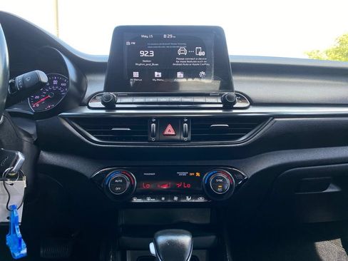 Used 2019 Kia Forte S w/ S Premium Package FWD image 16