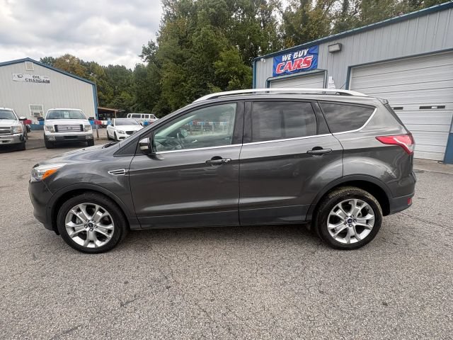 Used 2015 Ford Escape Titanium w/ Equipment Group 301A AWD/4WD image 2