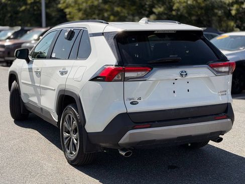 Used 2022 Toyota RAV4 Limited AWD/4WD image 3