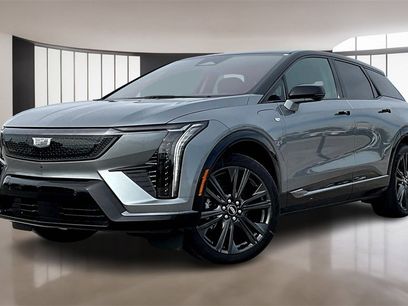 New 2026 Cadillac Optiq Sport 2 w/ LPO, Floor Liner Package