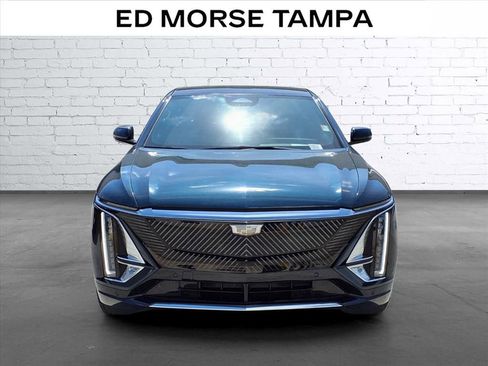 Used 2024 Cadillac Lyriq Luxury RWD image 6