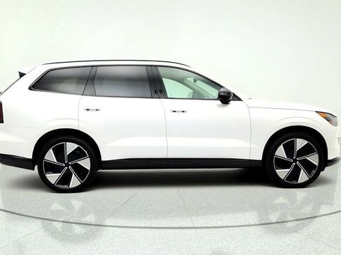 Used 2025 Volvo EX90 Plus AWD/4WD image 4