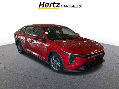 Used 2025 Kia K4 LXS image 1