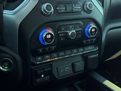 Used 2020 GMC Sierra 1500 SLT w/ SLT Premium Plus Package image 37
