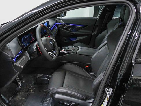 Used 2026 BMW M5 image 19