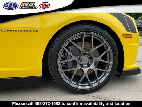 Used 2011 Chevrolet Camaro SS RWD image 9