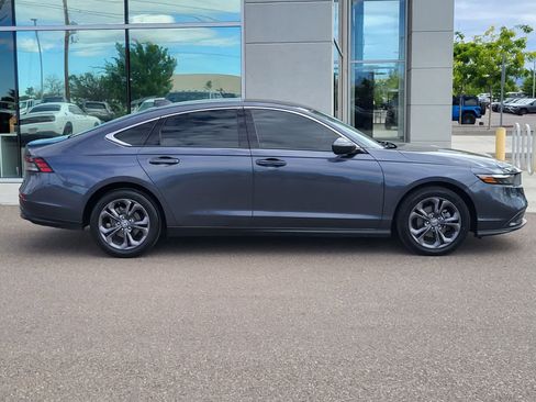 Used 2023 Honda Accord EX image 4