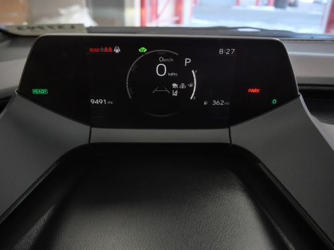 Used 2024 Toyota Prius XLE image 21