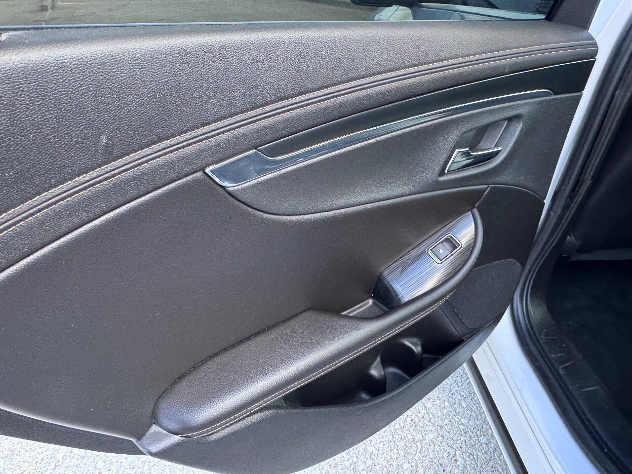 Used 2020 Chevrolet Impala Premier w/ Premier Confidence Package FWD image 33