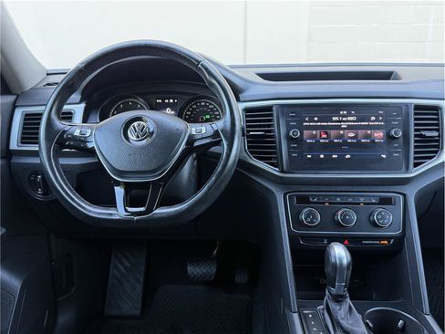Used 2018 Volkswagen Atlas SE FWD image 20