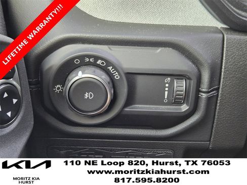 Used 2024 Jeep Wrangler Sahara w/ Technology Group image 24