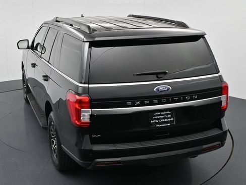 Used 2024 Ford Expedition XLT RWD image 16