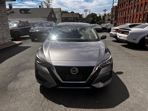 Used 2020 Nissan Sentra SV FWD image 2