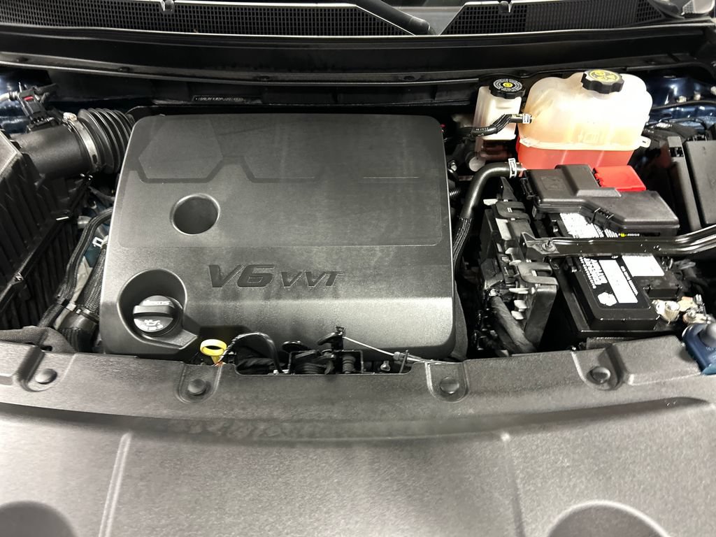 Used 2023 Chevrolet Traverse LS FWD image 26