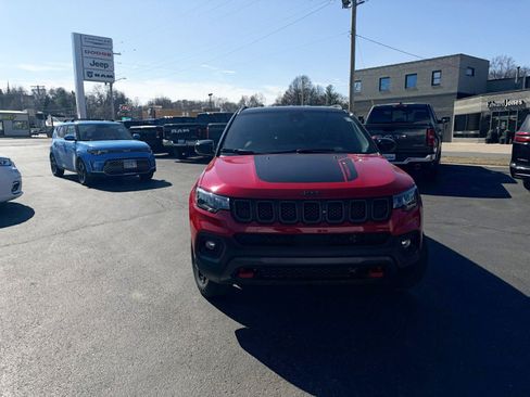 Used 2023 Jeep Compass Trailhawk w/ Trailer Tow Group image 2