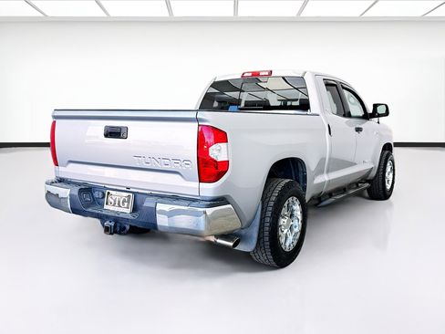 Used 2017 Toyota Tundra SR5 image 4