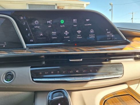 Certified 2024 Cadillac Escalade Sport Platinum image 17