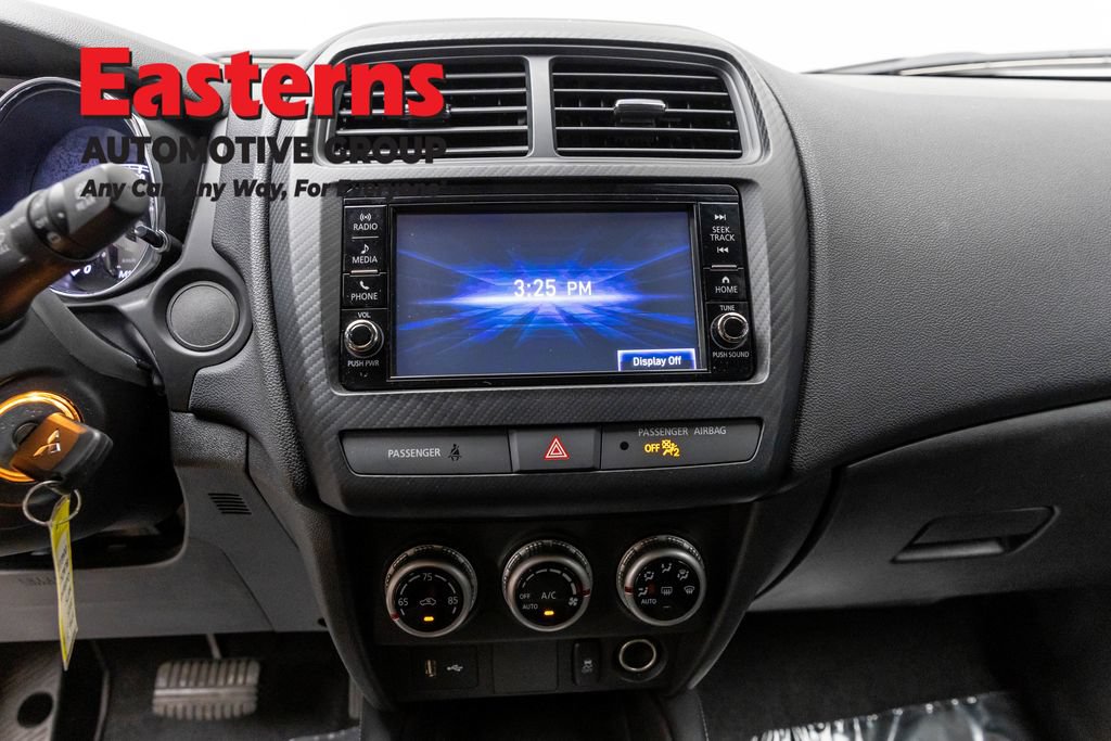 Used 2025 Mitsubishi Outlander Sport LE AWD/4WD image 13
