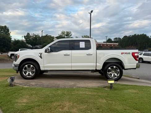 Used 2021 Ford F150 Lariat w/ Equipment Group 502A High AWD/4WD image 4