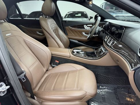 Used 2020 Mercedes-Benz E 63 AMG S image 24