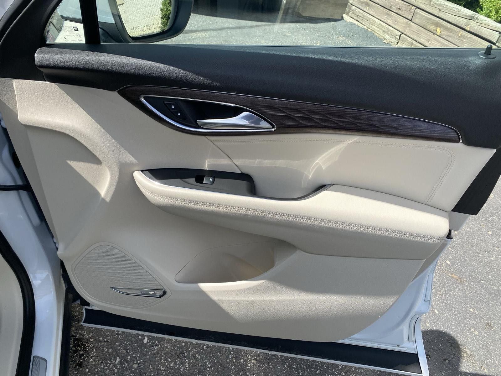 Used 2023 Buick Envision Avenir AWD/4WD image 45