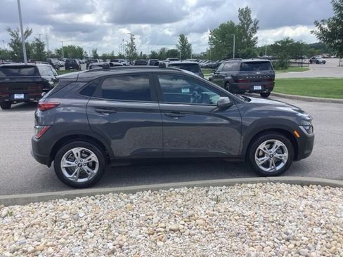Certified 2023 Hyundai Kona SEL AWD/4WD image 6