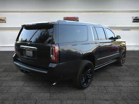 Used 2018 GMC Yukon XL Denali w/ Denali Ultimate Package AWD/4WD image 8