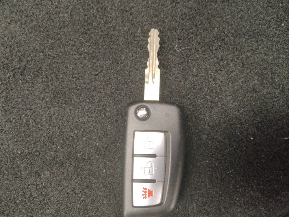 Used 2018 Nissan Rogue S AWD/4WD image 32