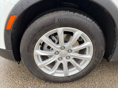 Certified 2023 Cadillac XT4 Luxury w/ Cold Weather Package image 7