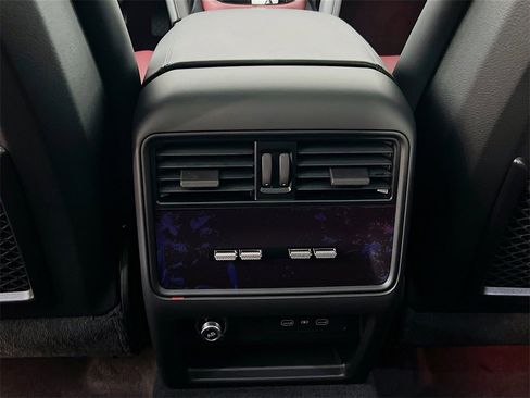 New 2026 Porsche Cayenne Base image 27