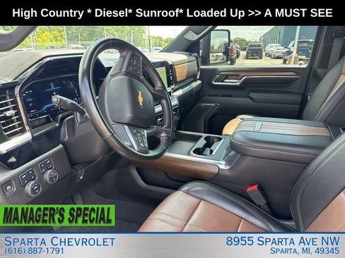 Used 2024 Chevrolet Silverado 2500 High Country AWD/4WD image 17