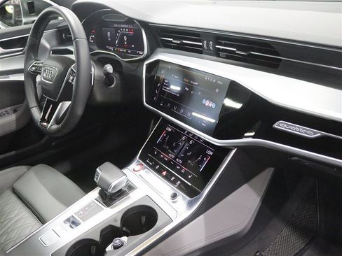 Used 2020 Audi S6 Premium Plus AWD/4WD image 26