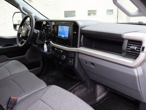 New 2026 Ford F450 XL w/ 360-Degree Camera Package image 38