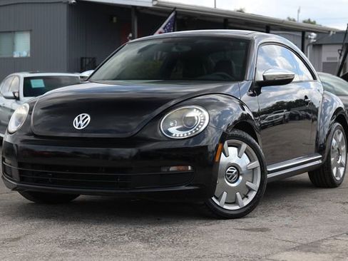 Used 2013 Volkswagen Beetle 2.5 Fender FWD image 1