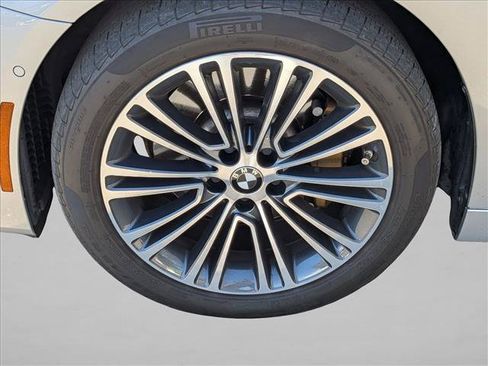 Used 2018 BMW 530i RWD image 14