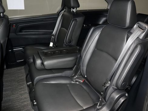 Used 2023 Honda Odyssey Touring image 21