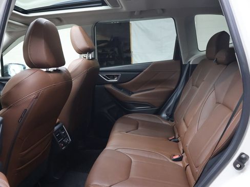 Used 2020 Subaru Forester Touring AWD/4WD image 14