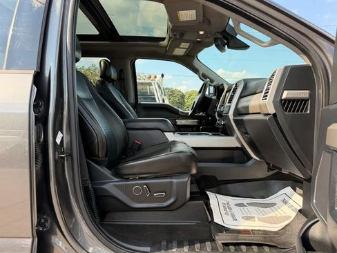 Used 2017 Ford F250 Lariat w/ Lariat Ultimate Package AWD/4WD image 29