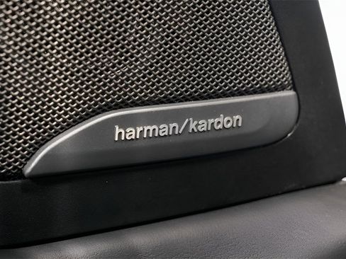 Used 2022 BMW X5 M Competition w/ Competition Package 2 image 33