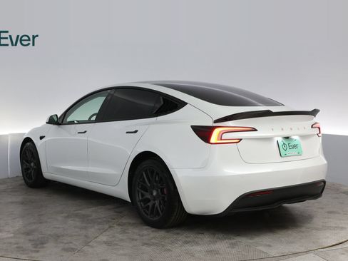 Used 2025 Tesla Model 3 Long Range RWD image 17