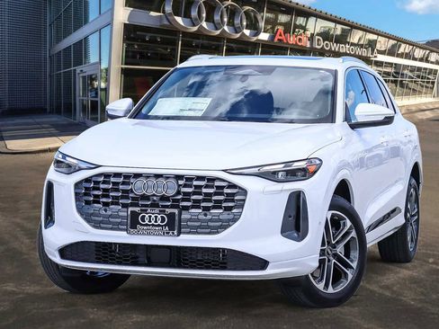 New 2026 Audi Q5 Premium AWD/4WD image 1