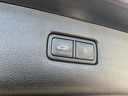 Used 2024 Genesis GV80 3.5T w/ Advanced Package image 33