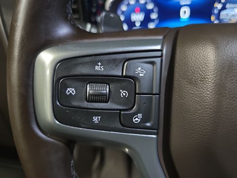 Used 2025 Chevrolet Silverado 1500 LTZ w/ Z71 Off-Road Package AWD/4WD image 16