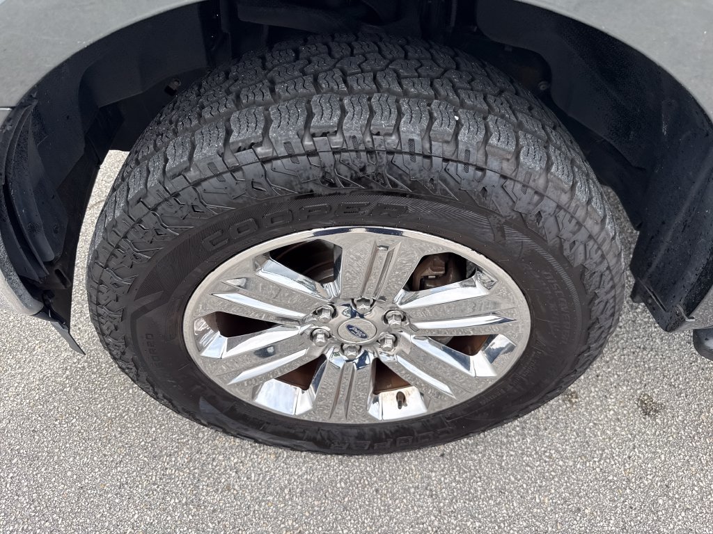 Certified 2018 Ford F150 XLT w/ Equipment Group 302A Luxury AWD/4WD image 8