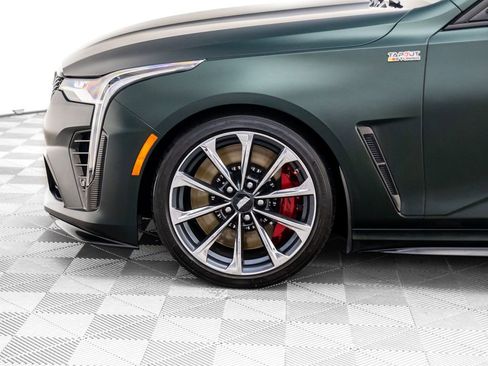 Used 2023 Cadillac CT4 V Blackwing w/ Technology Package image 41