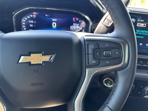 Used 2024 Chevrolet Silverado 2500 LTZ AWD/4WD image 24