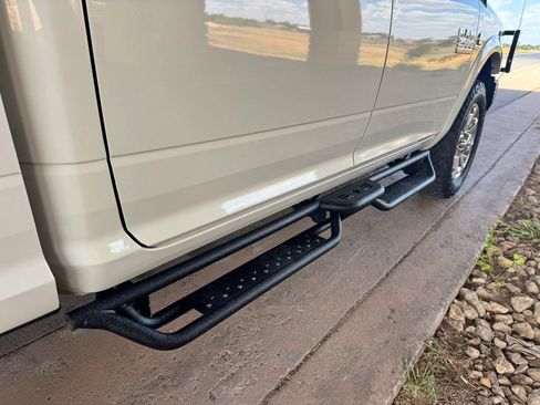 Used 2018 RAM 2500 Laramie w/ Sport Appearance Group AWD/4WD image 25